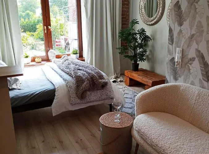 Urocze 7 Z Parkingiem Katowice